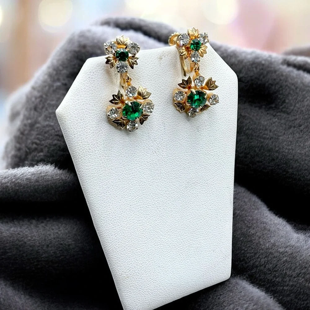 🌺Vintage Gold & Green Rhinestone Jewelry Set - Picture 2 of 9